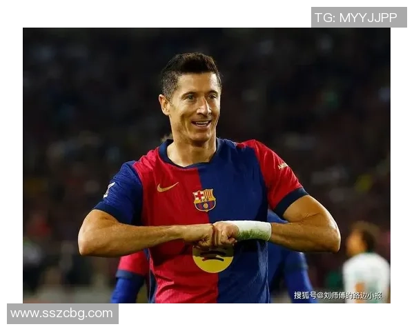 帅气足球明星卡点瞬间回顾展现他们的魅力与风采