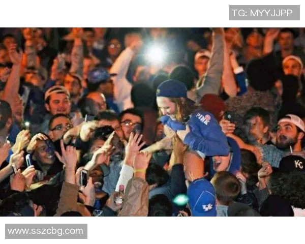 足球明星与女球迷共度激情时刻的精彩瞬间图片欣赏 足球明星与女球迷共度激情时刻的精彩瞬间图片欣赏