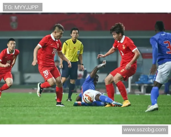 足球明星出场盛况回顾与精彩瞬间盘点分析 足球明星出场盛况回顾与精彩瞬间盘点分析